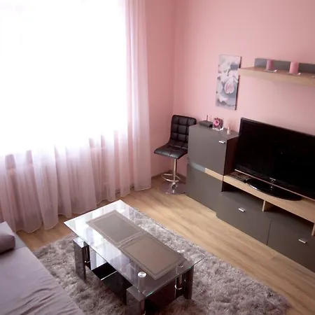 Orange House Апартаменты *
