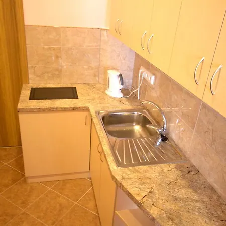 Апартаменты Orange House *